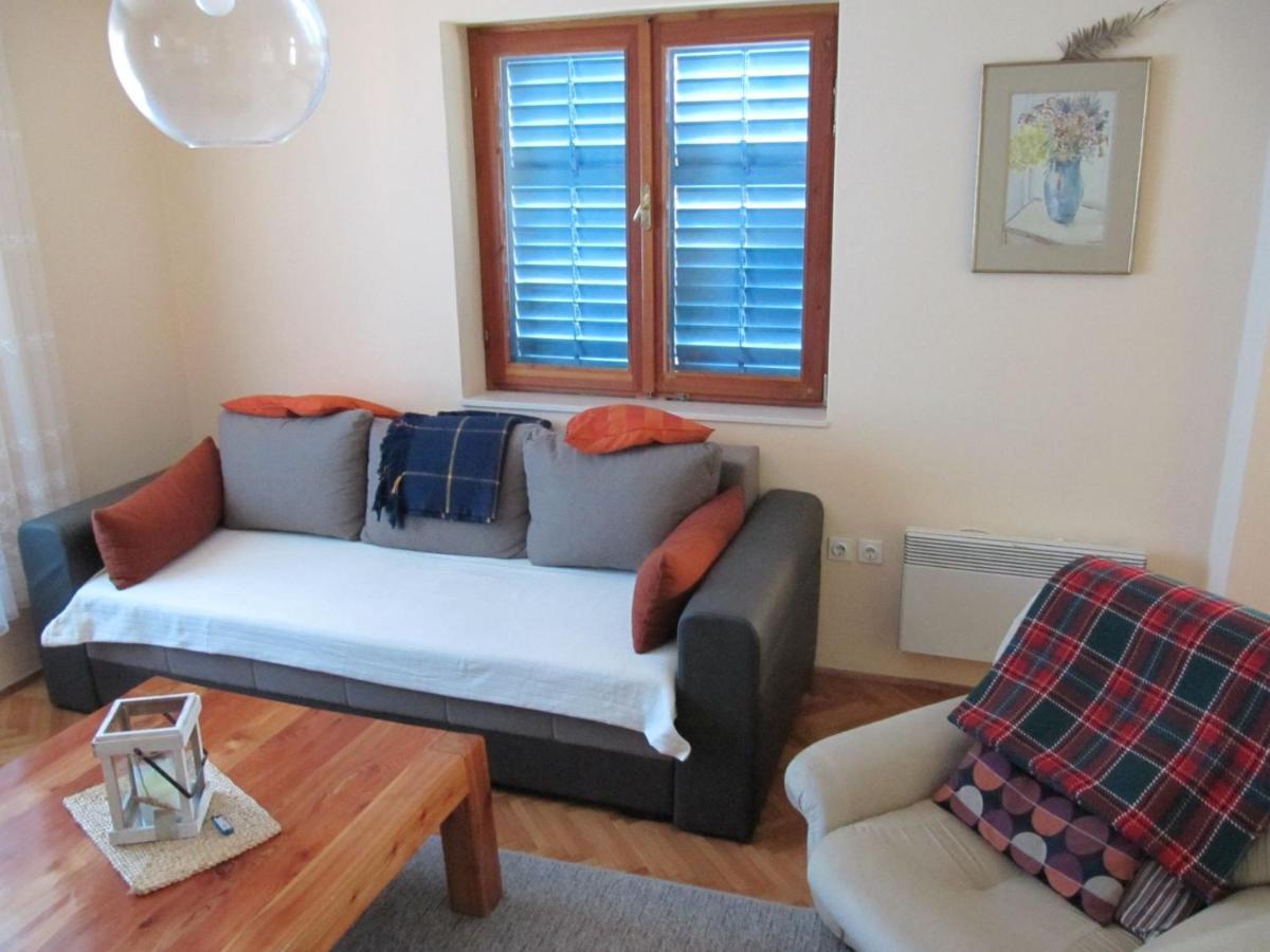 Apartman Morovic Sveti Filip i Jakov Exterior photo