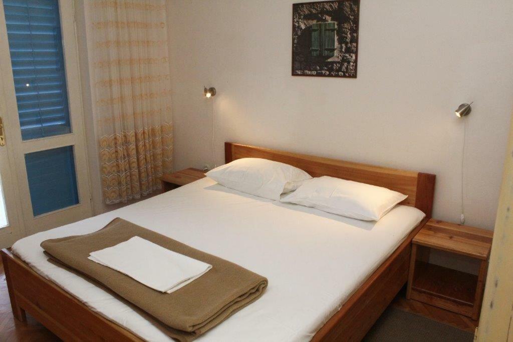 Apartman Morovic Sveti Filip i Jakov Exterior photo